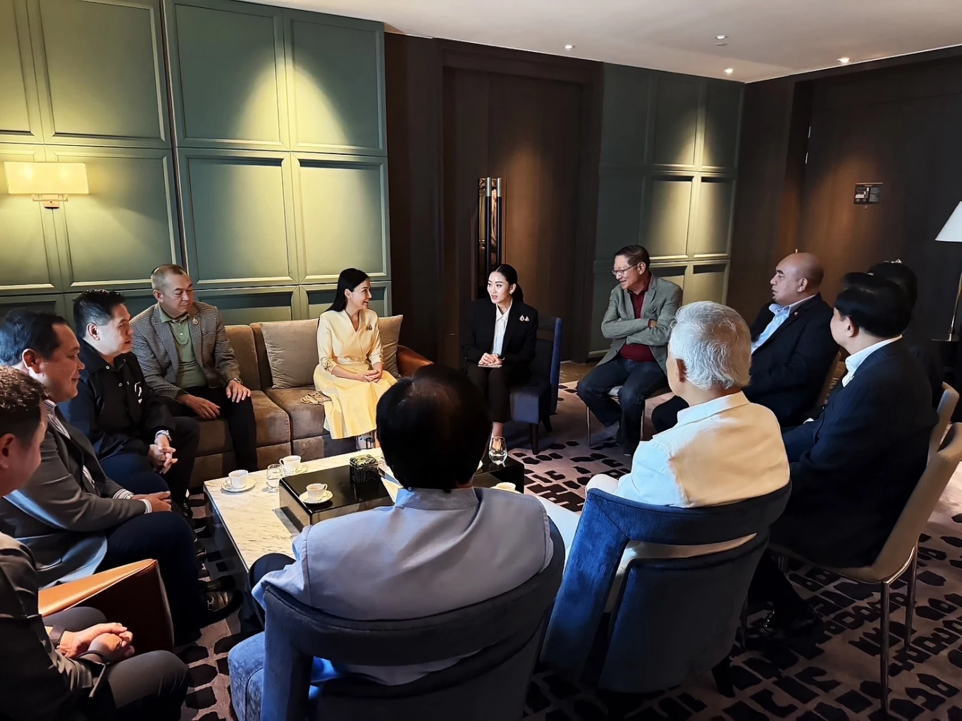 เปิด 5 ประเด็นอินไซต์ "นายกฯอิ๊งค์" หารือแกนนำพรรคร่วมรัฐบาล