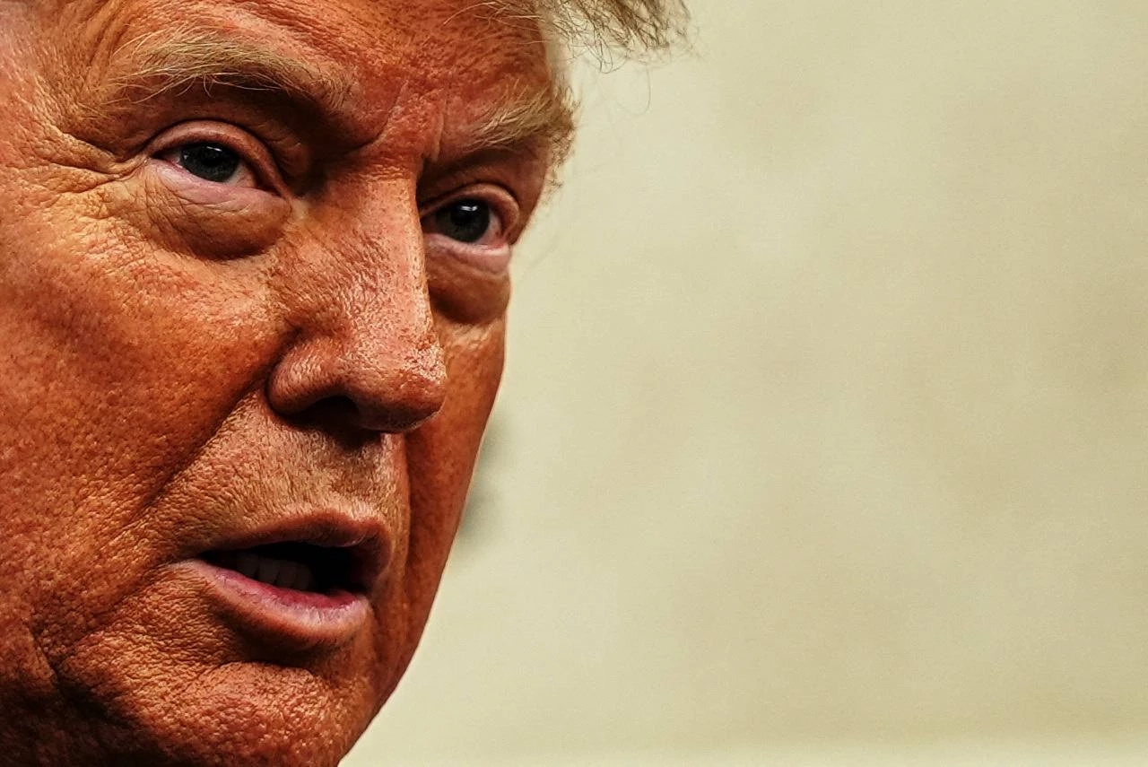 "ทรัมป์" เตือน "คาเมเนอี" ผู้นำอิหร่าน เกือบตายอย่างน่าทุเรศ