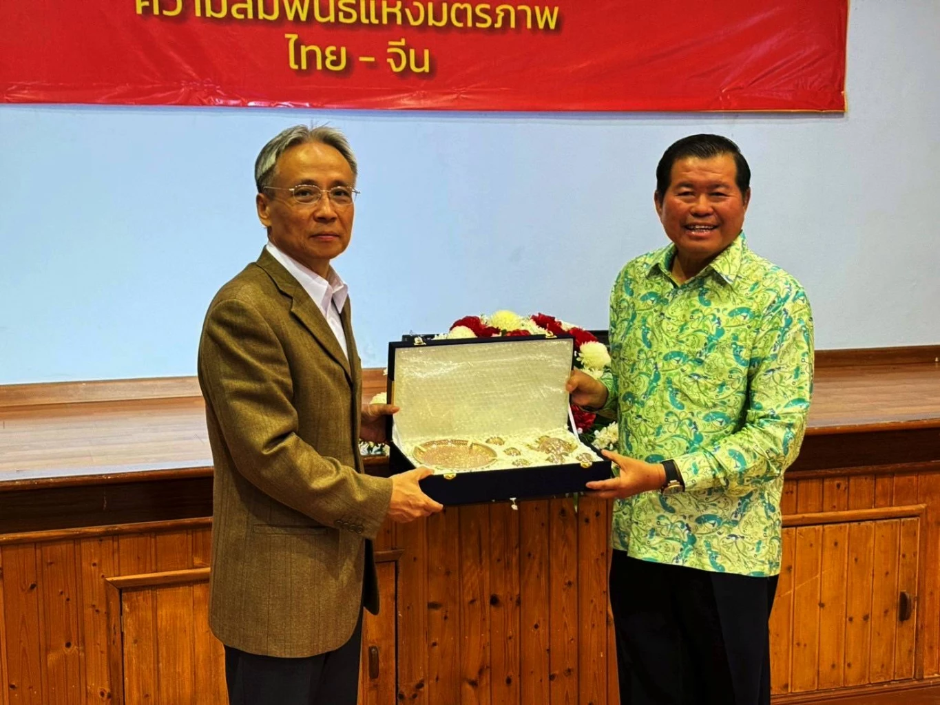 “นิพนธ์” เปิดบ้านต้อนรับ \"กงสุลใหญ่จีน\" ประจำสงขลา ส่งเสริมร่วมมือเศรษฐกิจ \"ไทย–จีน\"