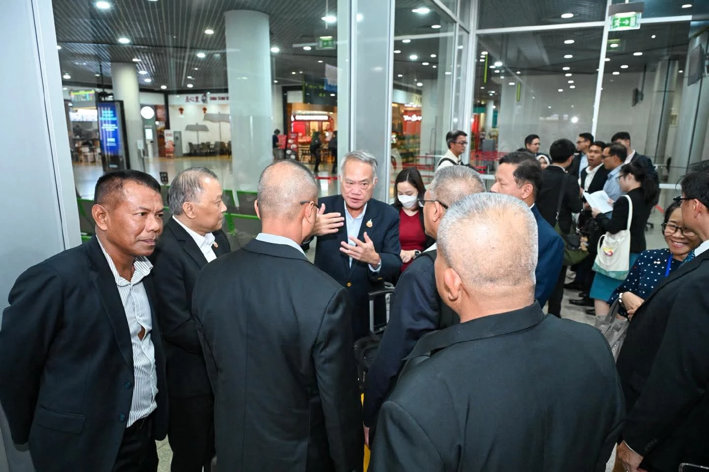 ประธาน กมธ.JBC ฝ่ายไทย นำคณะผู้แทนเดินทางถึงกรุงพนมเปญแล้ว