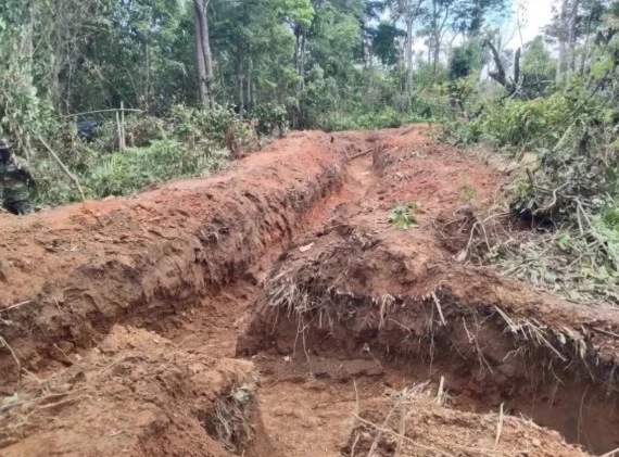 "ภูมิธรรม" ย้ำยึดสันติวิธีเจรจา "ไทย-กัมพูชา" ไม่ใช้อารมณ์ - ลั่น! สงครามเป็นหนทางสุดท้าย