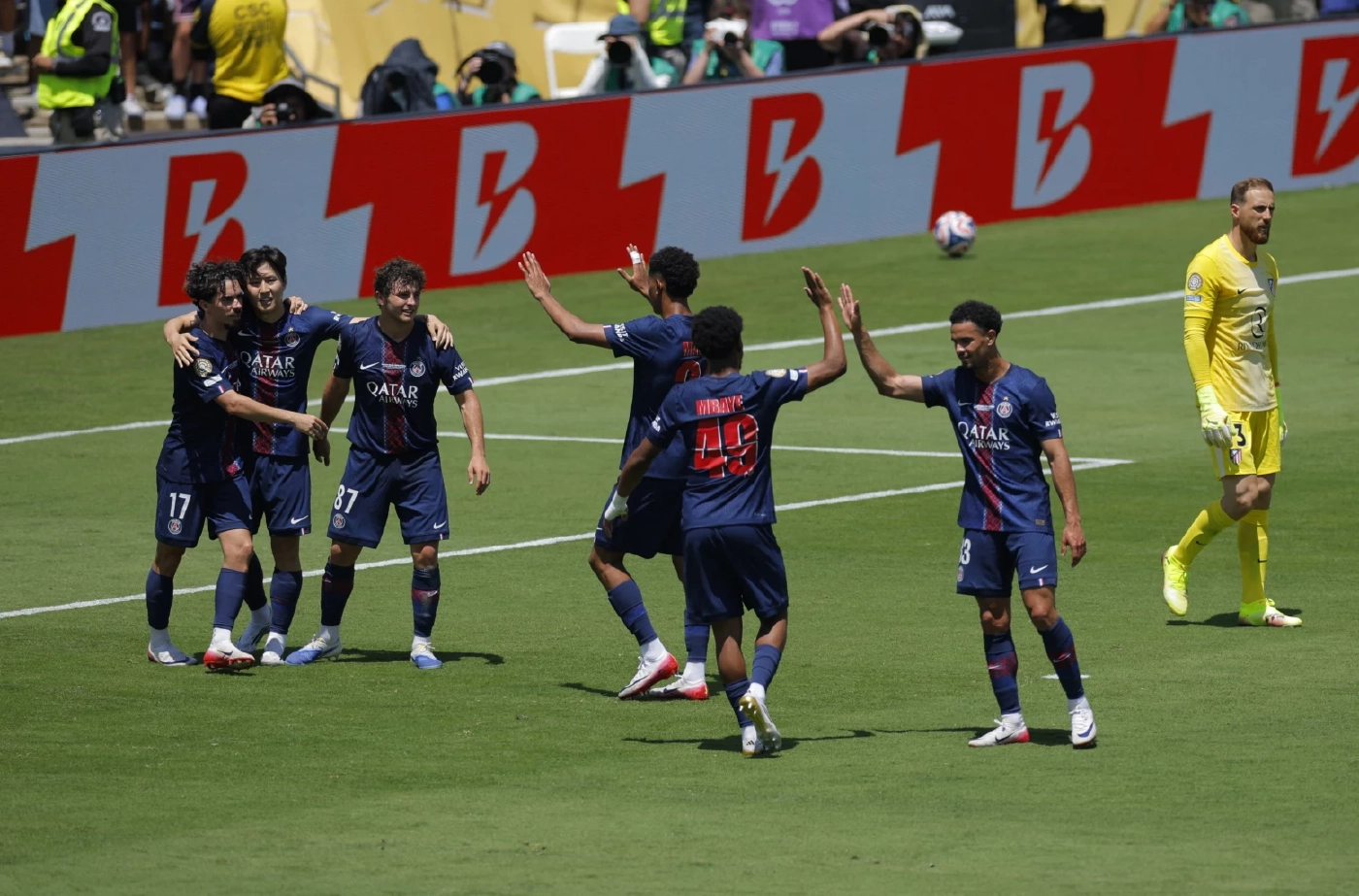 เปแอสเช และ บาเยิร์น มิวนิค เปิดหัว ฟีฟ่า คลับ เวิลด์ คัพ 2025 ด้วยชัยชนะขาดลอย