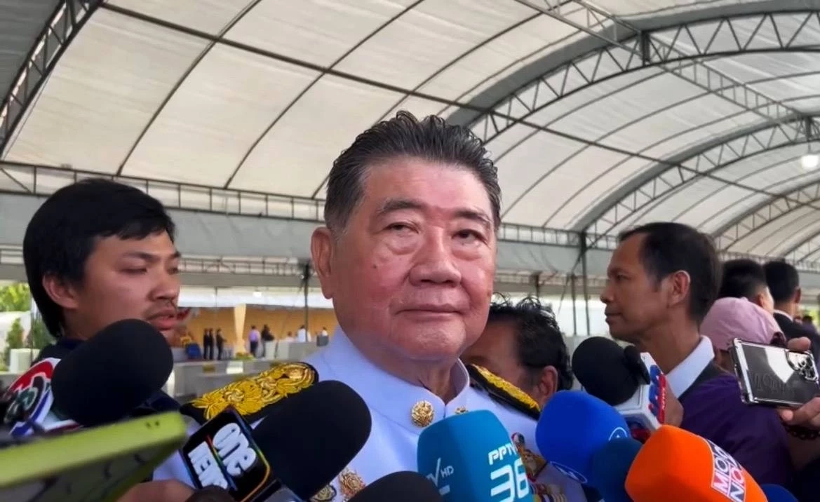 "ภูมิธรรม" ย้ำยึดสันติวิธีเจรจา "ไทย-กัมพูชา" ไม่ใช้อารมณ์ - ลั่น! สงครามเป็นหนทางสุดท้าย