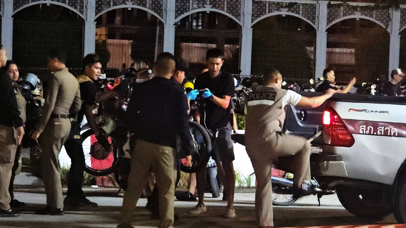 "ภูมิธรรม" วอน อย่าโยงเหตุลอบ "วางระเบิดสนามบินภูเก็ต" กับการ "ระเบิดใต้"