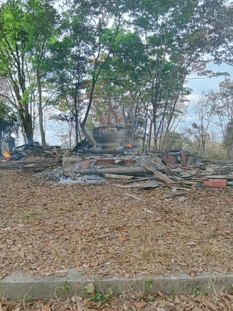 ศาลาตรีมุข ที่ถูกเผา