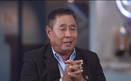 ณฐพร โตประยูร  อดีตที่ปรึกษาประธานผู้ตรวจการแผ่นดิน