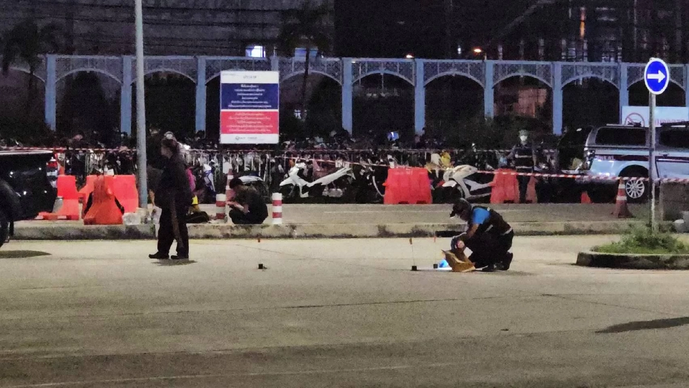 "ภูมิธรรม" วอน อย่าโยงเหตุลอบ "วางระเบิดสนามบินภูเก็ต" กับการ "ระเบิดใต้"