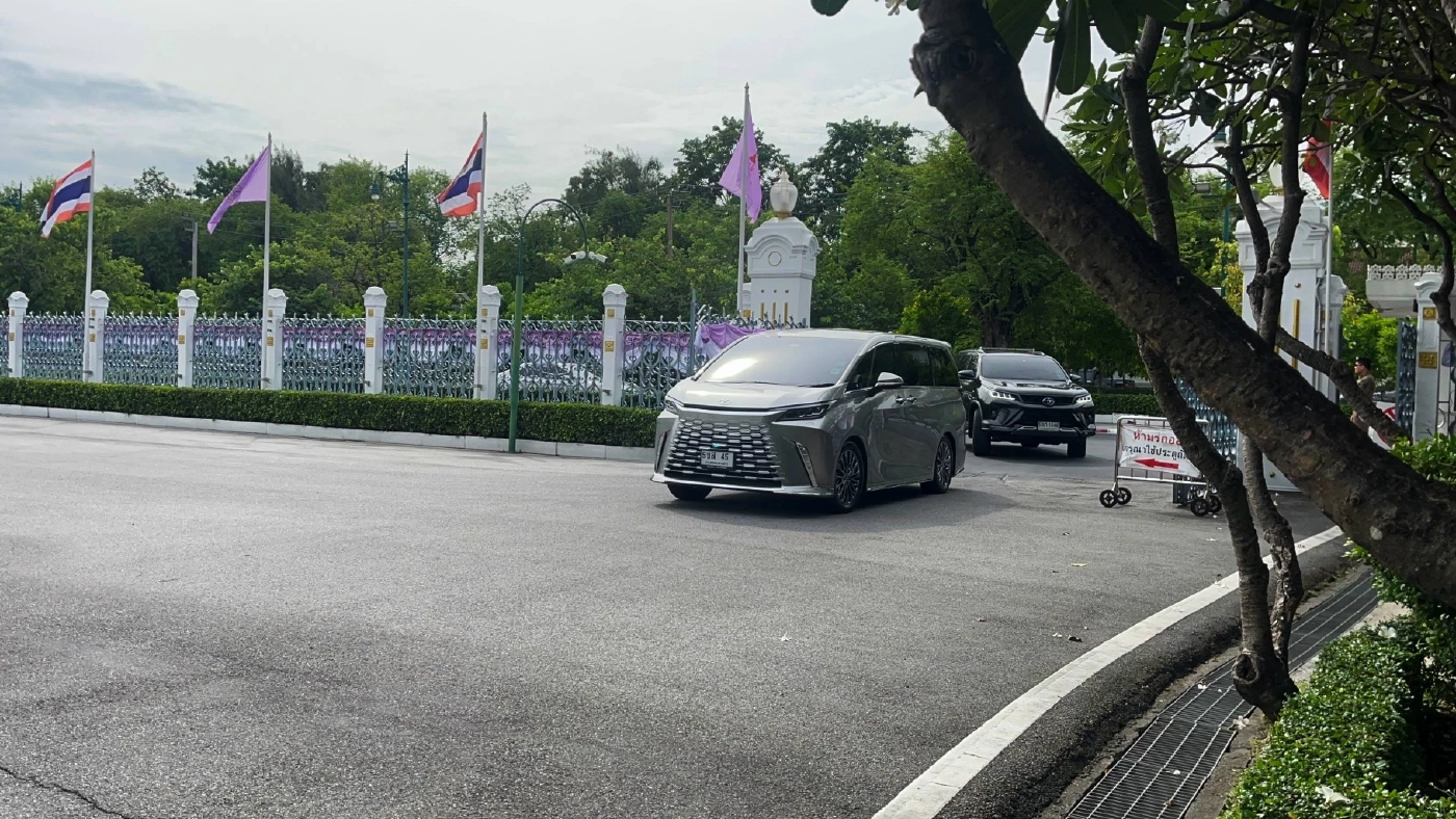 "นายกฯ" เข้าตึกไทย คุย "รมว.กต." คาด หารือท่าทีต่อ "ฮุน เซน" หลังแทรกแซงการเมืองในประเทศ