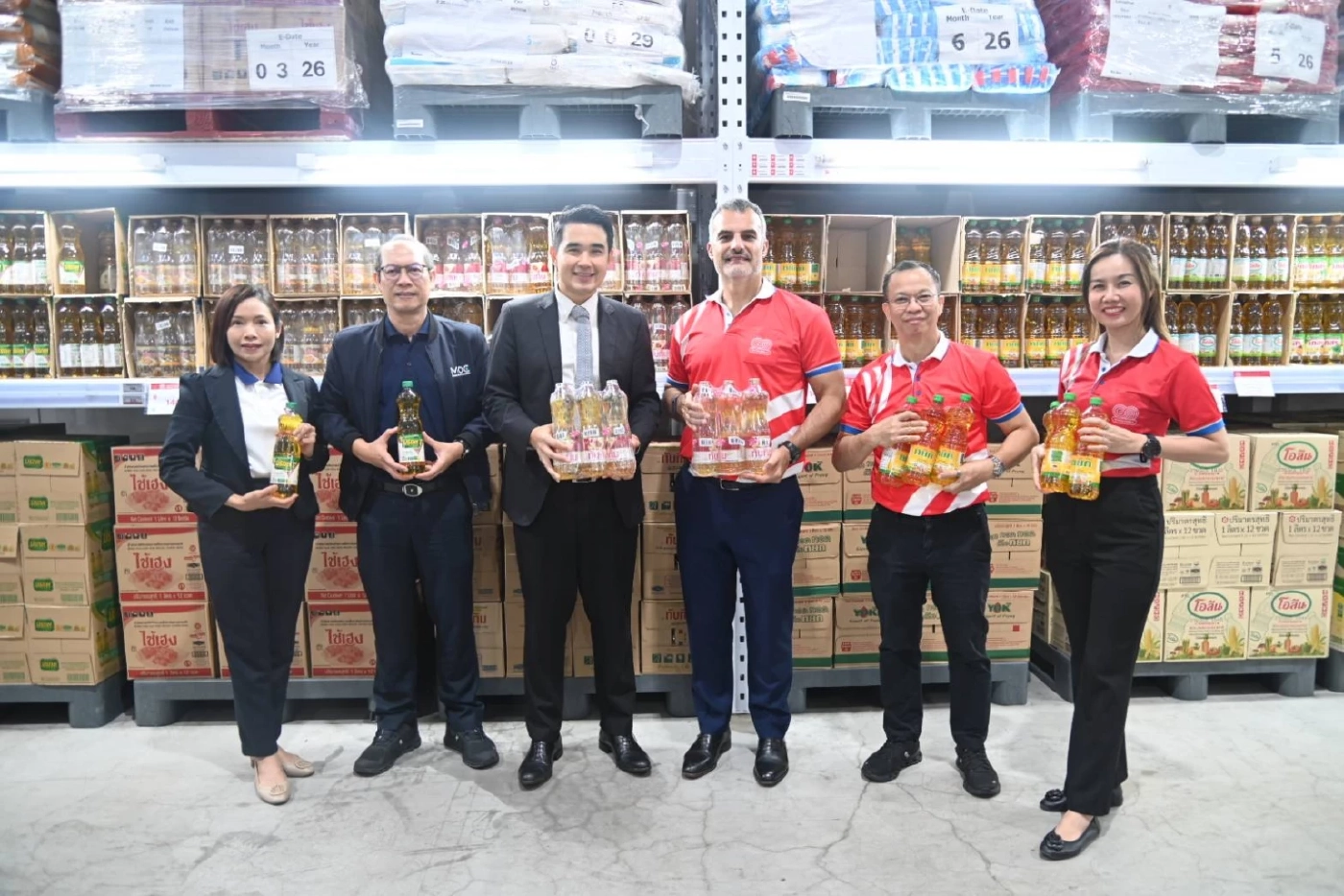 พาณิชย์คุมเข้มน้ำมันปาล์มขวด 'ห้างค้าส่ง-ค้าปลีก' ไม่เกิน 50 บาท