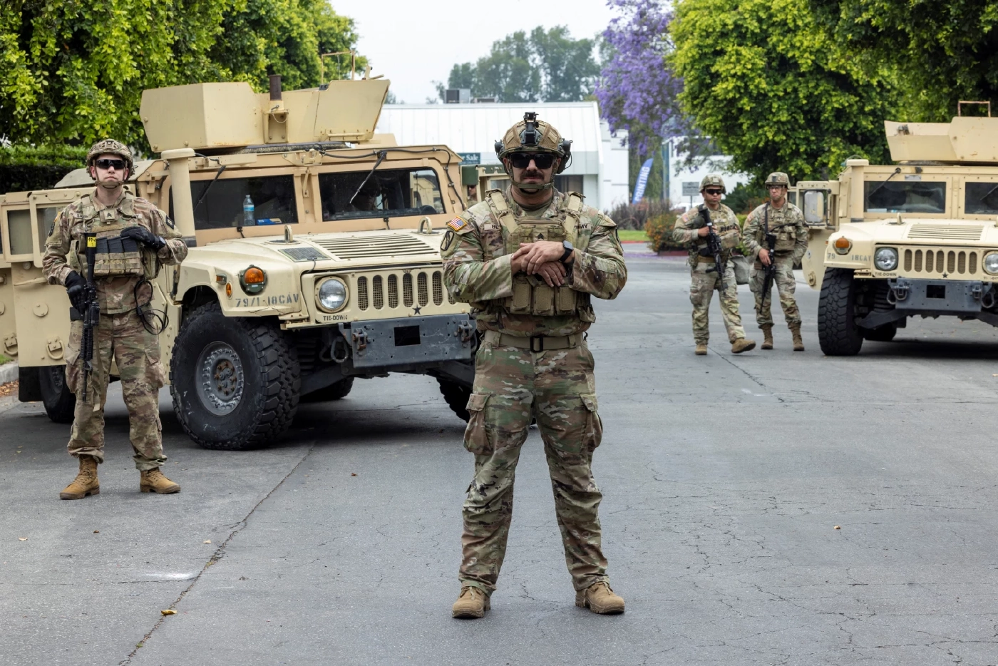 "ทรัมป์" ไฟเขียว "ทหาร-นาวิก"  เตรียมใช้โดรนทหารตรวจการ จับผู้ประท้วงใน LA