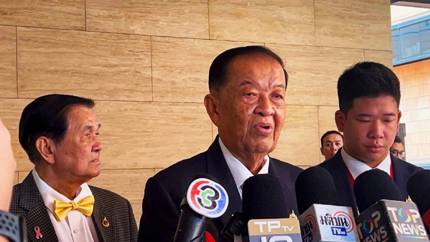 "วันนอร์" ชี้หากศาล รธน. สั่ง "นายกฯ" หยุดปฏิบัติหน้าที่ ยื่นซักฟอกไม่ได้