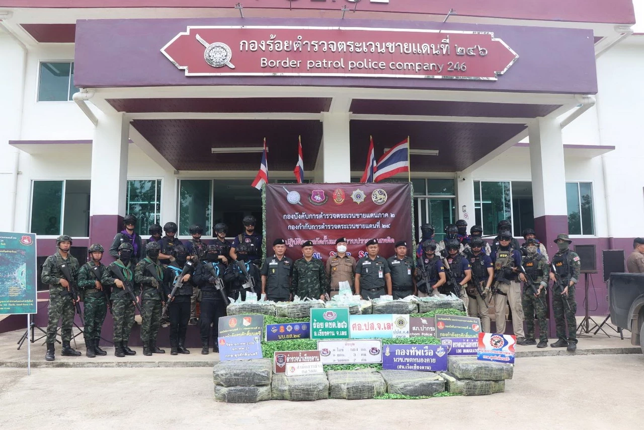 จับ “ยาไอซ์” บิ๊กล็อต 504 กก. เตรียมลำเลียงส่งไปปลายทางอยุธยา