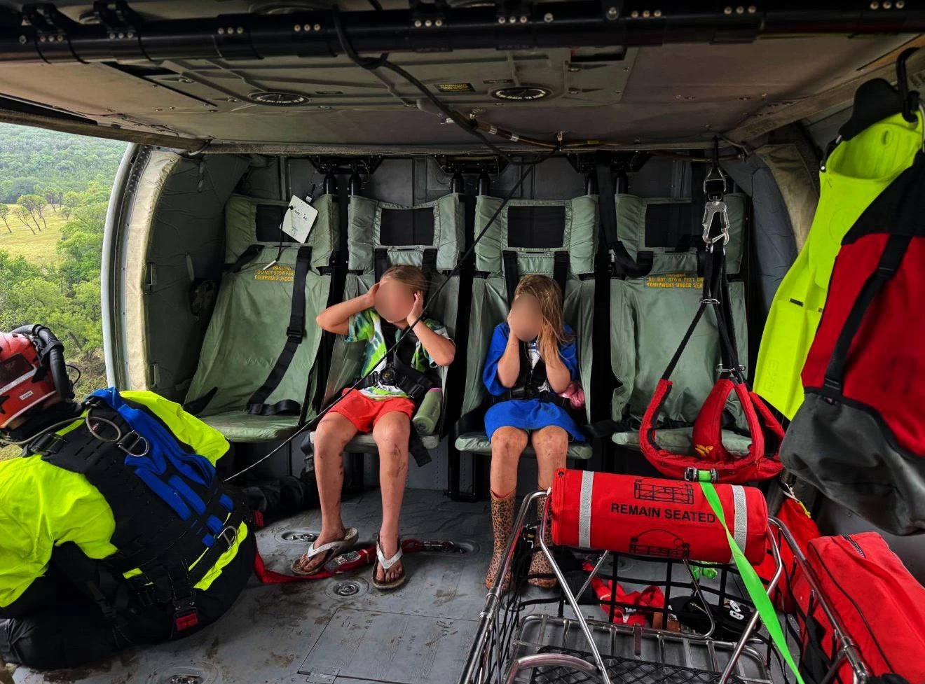 เร่งค้นหาเด็กหายกว่า 20 คน สูญหายหลัง "พายุ" ถล่มค่ายใน "รัฐเท็กซัส"