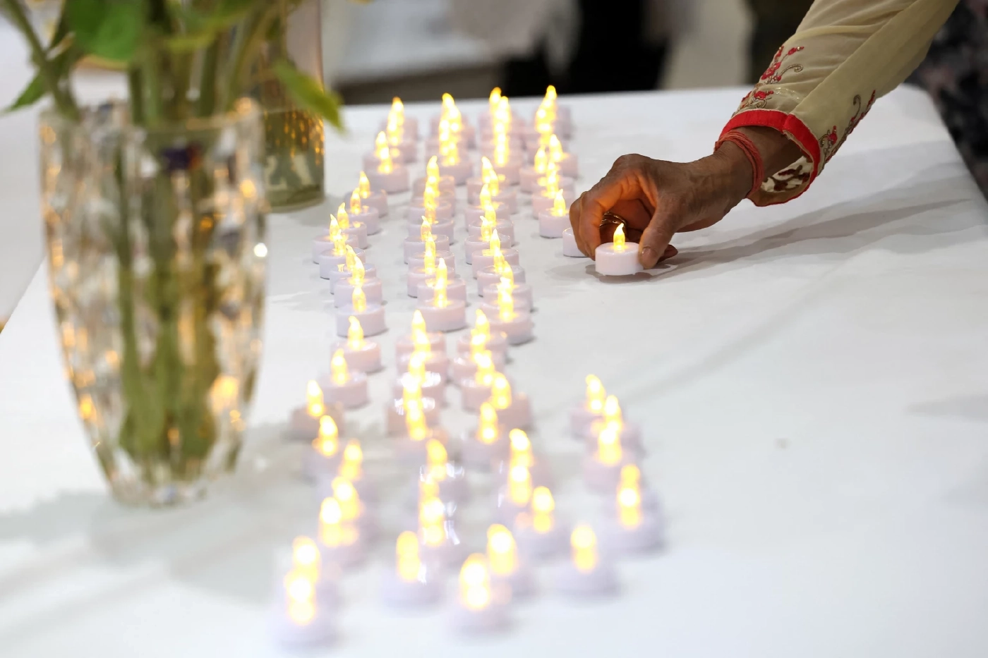 เผยเครื่องยนต์แอร์อินเดีย "ตัดน้ำมัน" ก่อนตก คร่า 260 ชีวิต