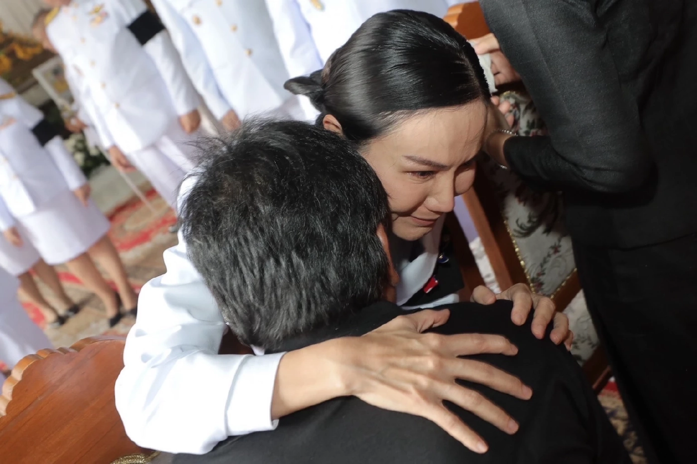 “รมว.นฤมล“ ร่วมพิธีพระราชทานเพลิงศพ เหยื่อเหตุไม่สงบชายแดนไทย–กัมพูชา