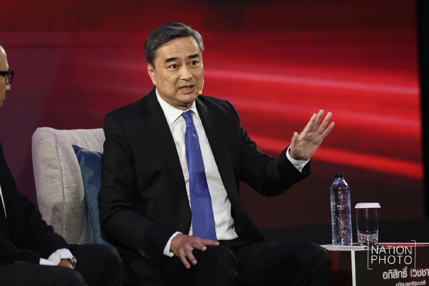 “อภิสิทธิ์” ชี้ประเทศไม่มีทางตัน มีแต่ระบบที่ไม่มีทางออก