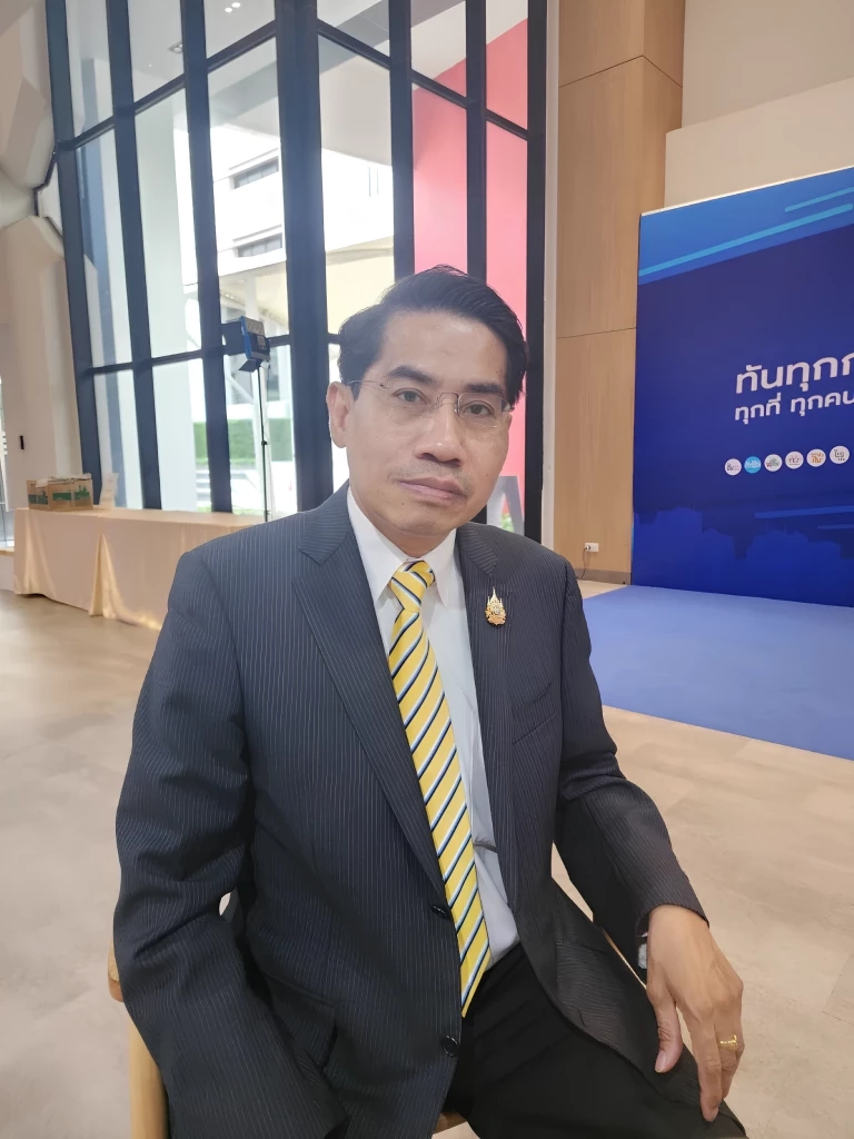 ดร.ณัฐวุฒิ วงศ์เนียม นักกฎหมายมหาชน