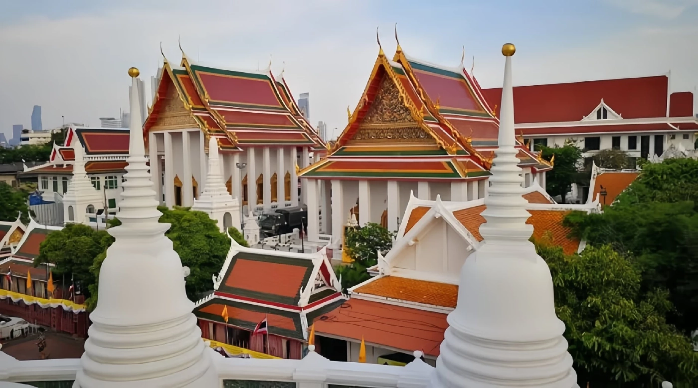 วัดประยูรฯ เรียก “เจ้าคุณประสิทธิ์” แจงสัมพันธ์ “สีกากอล์ฟ”