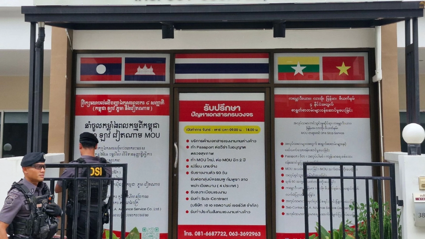 ทลาย บ.รีดหัวคิวต่อใบอนุญาตต่างด้าว พบเงินมหาศาลโยงบิ๊กกัมพูชา