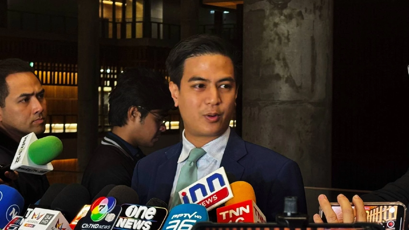 \"พริษฐ์\" จี้ \"รักษาการนายกฯ\" ยุบสภา เลือกตั้งใหม่ \"คืนอำนาจประชาชน\"
