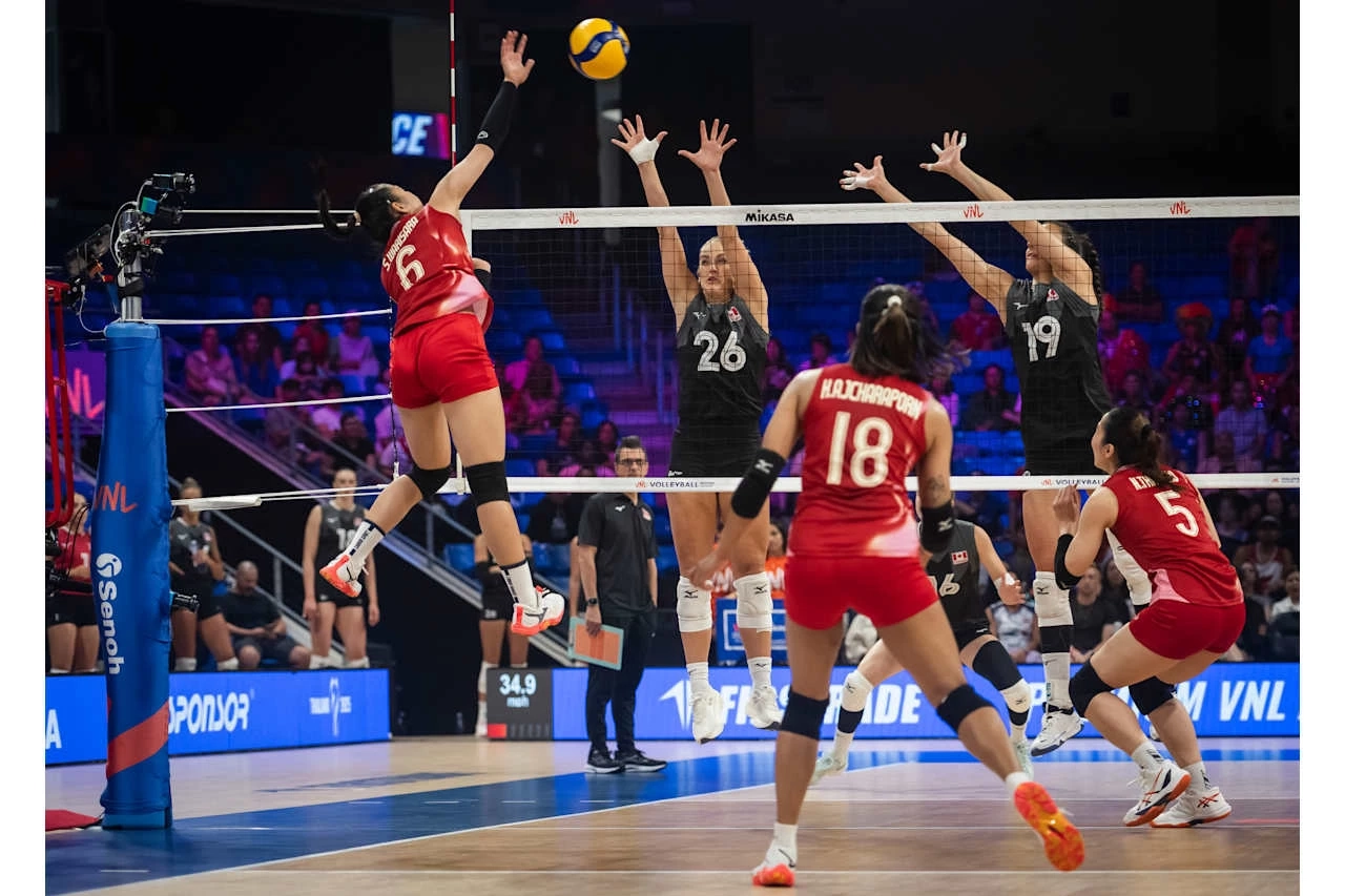 สาวไทยสู้สุดใจยันแคนาดา 5 เซต รอดตกชั้น VNL 2025 ดันเกาหลีใต้ร่วงแทน