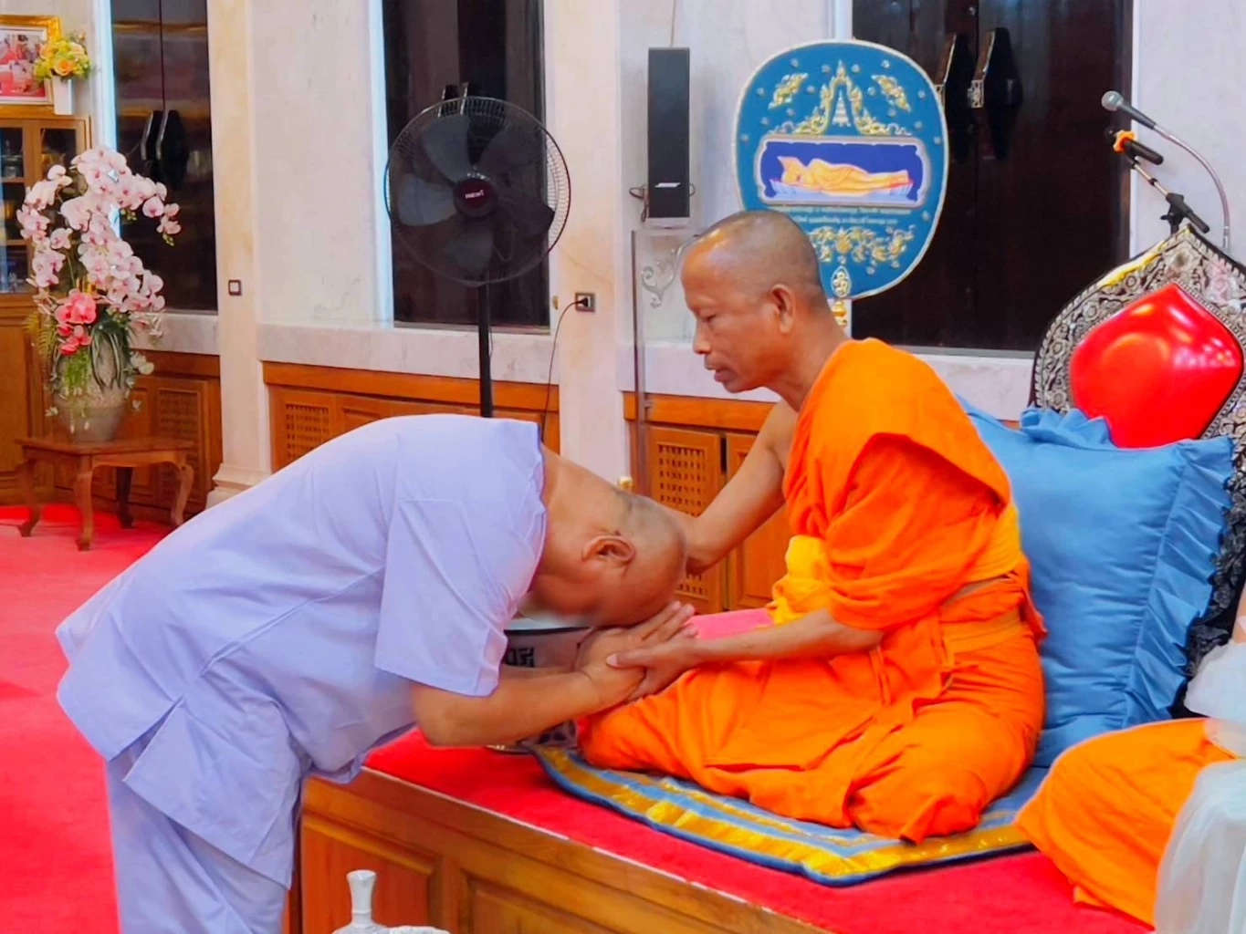 "บิ๊กอ้วน" สั่ง "สุชาติ" ลุยสางคดีจับสึก "พระฉาว" เอี่ยว "สีกากอล์ฟ" แก้ กม. “พระ” ให้เข้มขึ้น