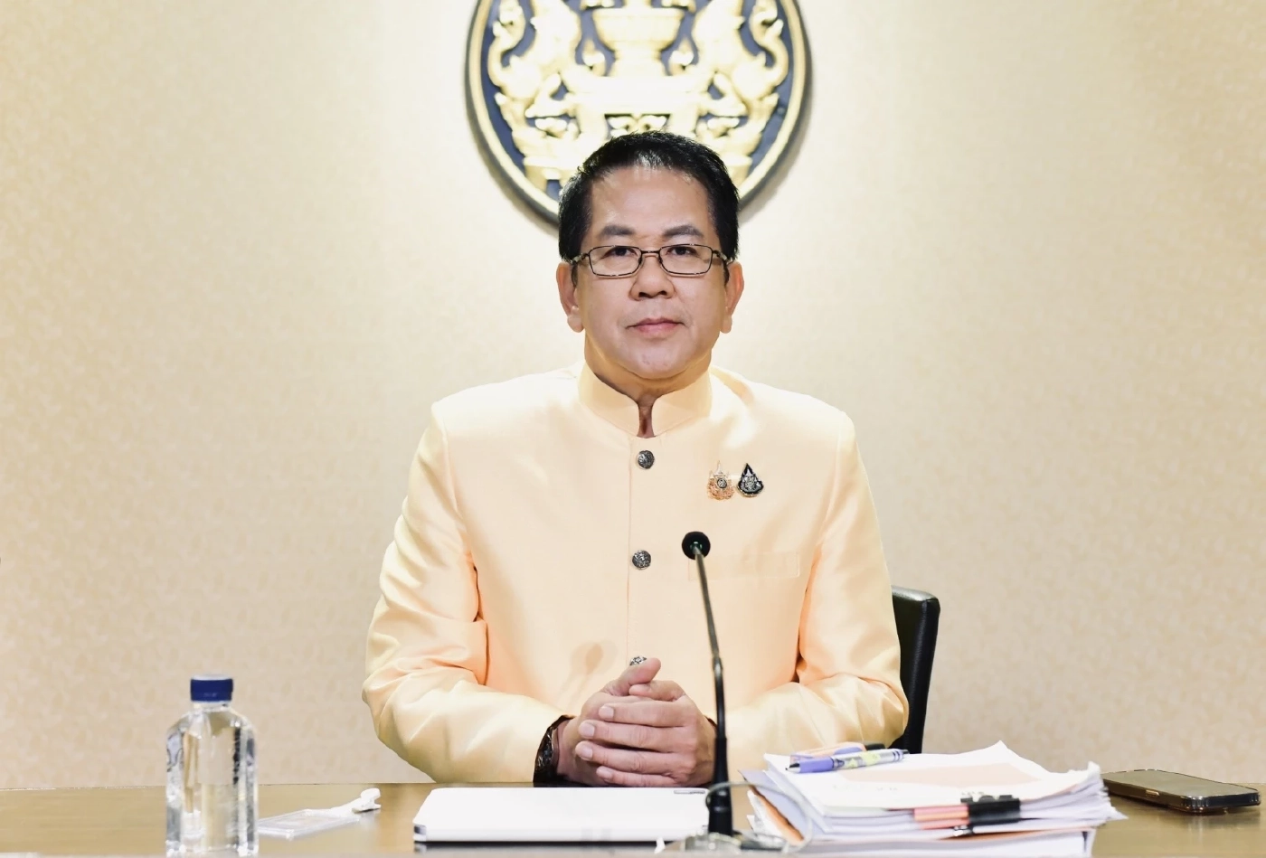 จิรายุ ห่วงทรัพย์