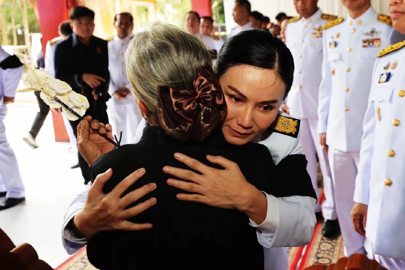 “รมว.นฤมล“ ร่วมพิธีพระราชทานเพลิงศพ เหยื่อเหตุไม่สงบชายแดนไทย–กัมพูชา