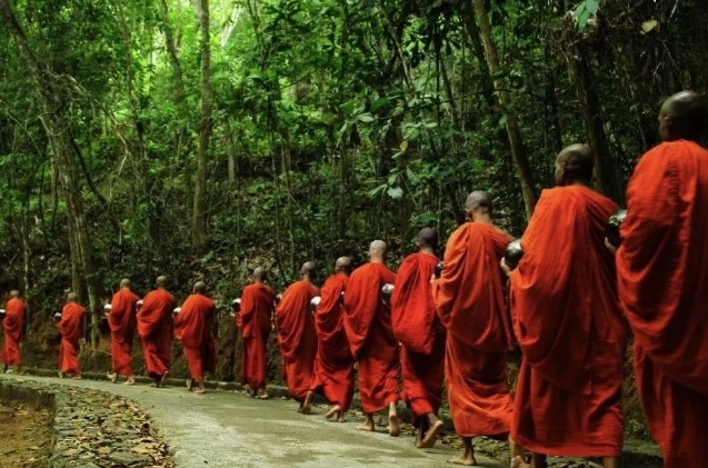 ตำรวจเอาจริง! เตรียมตรวจสอบ "พระทั่วประเทศ" จวก "พศ." ทำงานล้มเหลว หมกเม็ดซุกใต้โต้ะ ช่วยเหลือพระทำผิด