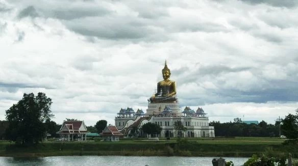 พบพิรุธเงินบริจาค "หลวงพ่อพัฒน์" ไม่เข้าบัญชี "วัดนครสวรรค์"