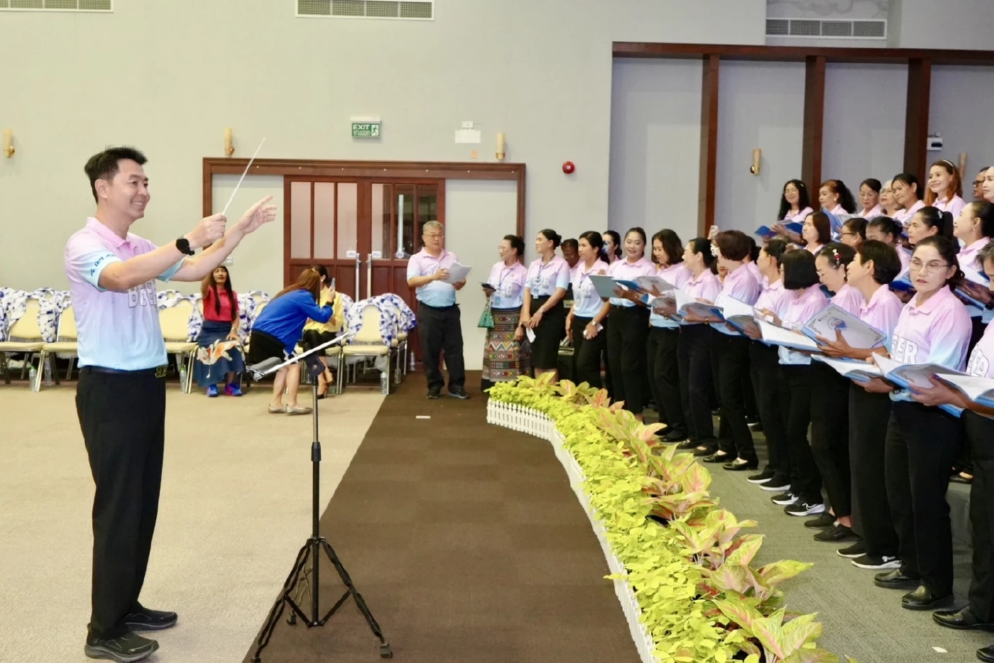 ใจบันดาลแรง “นายกเบียร์” ดึงวัยเก๋าโชว์ “Pattaya Chorus”