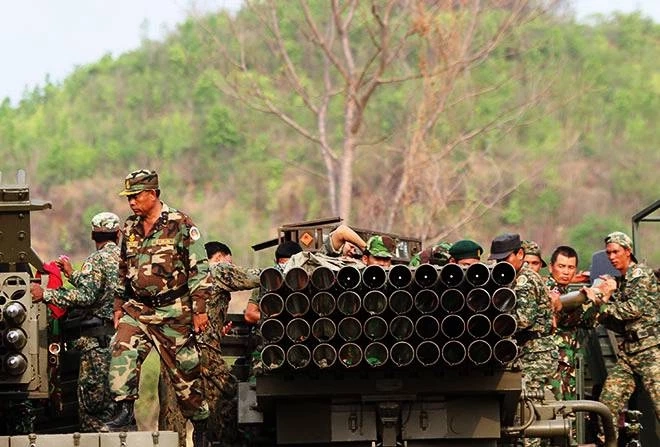 "กาบเชิง - น้ำขุ่น - น้ำยืน" ตกเป็นเป้าโจมตีของทหารกัมพูชา เสียงปืนใหญ่-ปืนกล ดังต่อเนื่อง