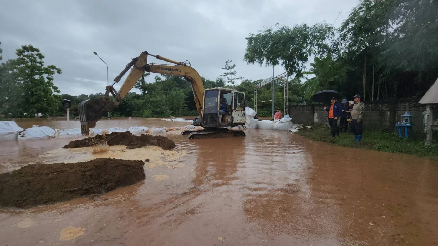 ด่วน! เมืองน่านจมบาดาล ท่วมชุมชน-ย่านเศรษฐกิจ ต้องใช้เรือสัญจร