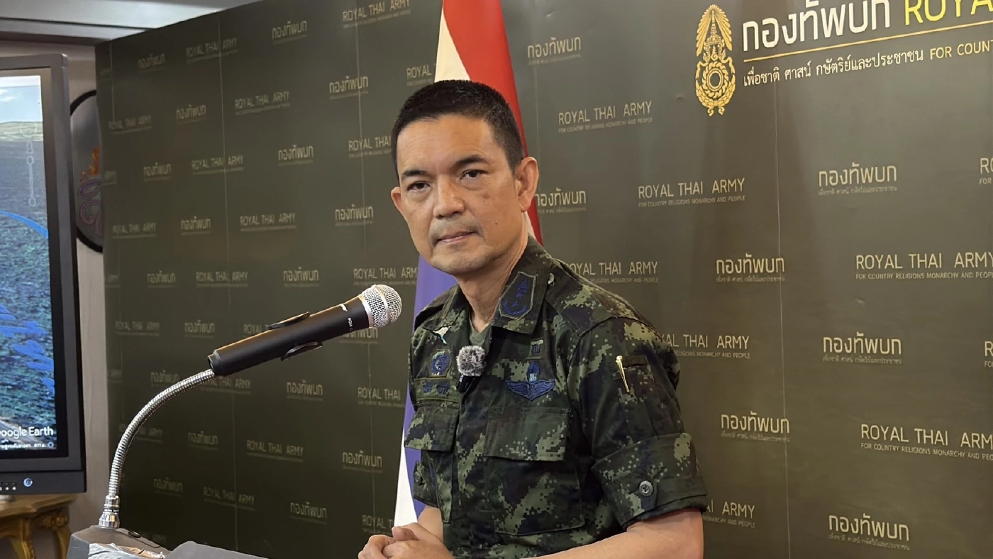 พล.ต.วินธัย สุวารี โฆษกกองทัพบก