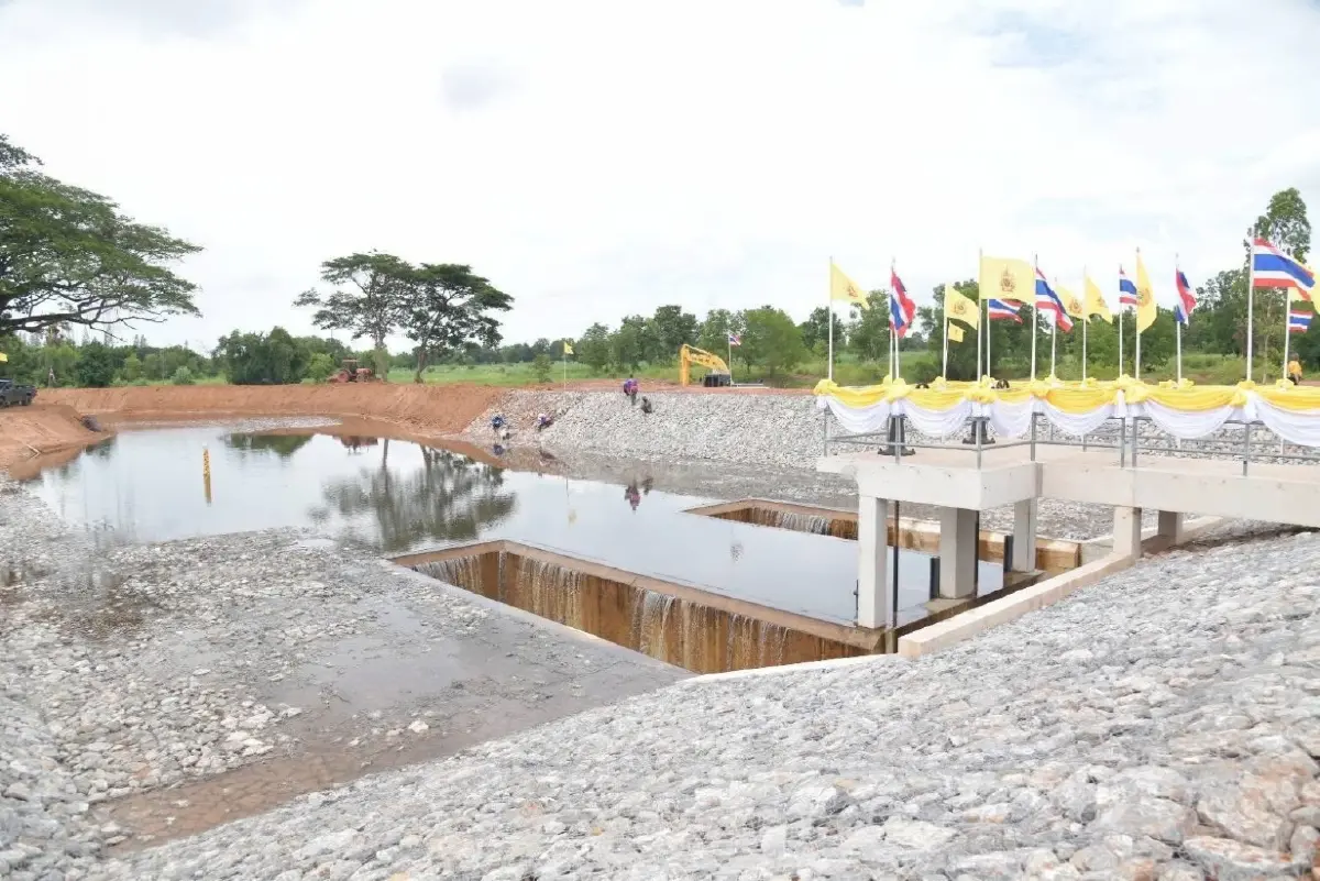 กปร.สนองพระราชดำริ ติดตามฝายวังจระเข้ บรรเทาทุกข์ให้ราษฎร