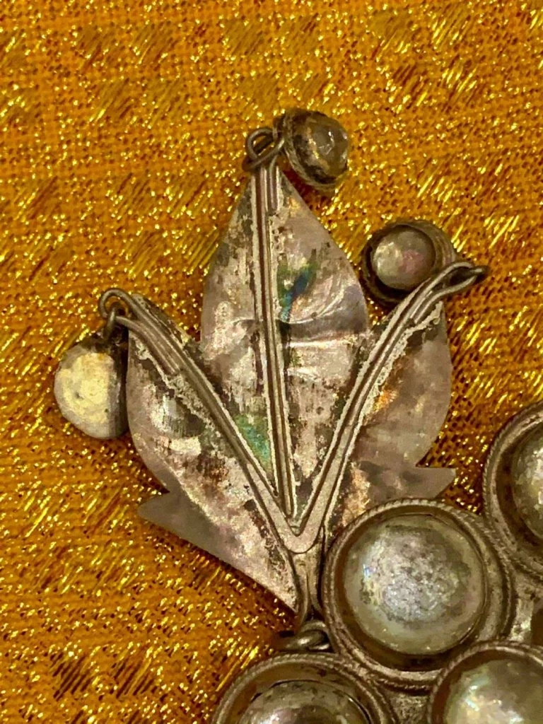 ร้อง “ทิดวิรัช” แอบบูรณะหลวงพ่อเพชร ถามทอง-สร้อยสังวาลย์ อยู่ไหน