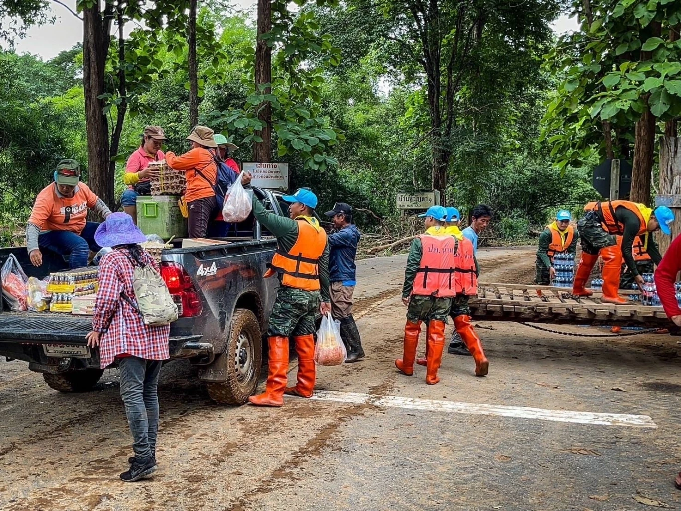 "ทบ." เร่งฟื้นฟูพื้นน้ำท่วม "ภาคเหนือ" ป้องกันน้ำหลากระยะยาว