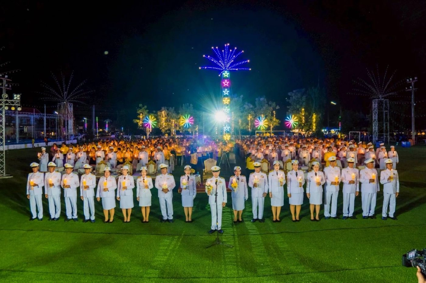 เทศบาลท่าน้ำอ้อยม่วงหัก นำ ปชช.ร่วมกิจกรรมถวายพระพรชัยมงคล