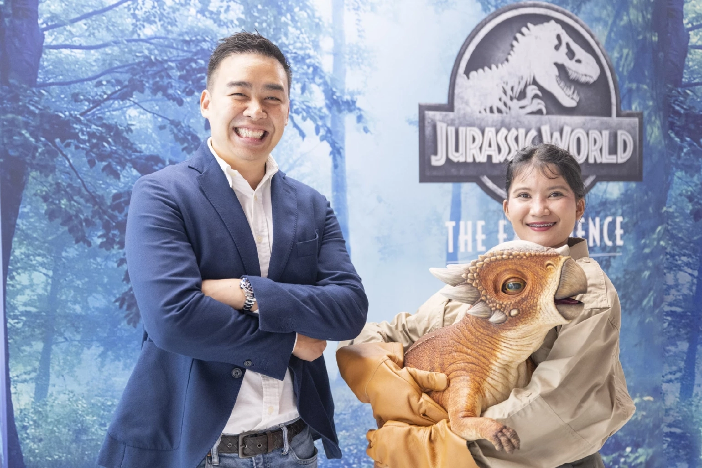 อานนท์ วิทยะสิรินันท์ ผู้อำนวยการฝ่ายขายและการตลาด โครงการเอเชียทีค เดอะ ริเวอร์ฟร้อนท์ เดสติเนชั่น และ Jurassic World: The Experience เดอะ ริเวอร์ฟร้อนท์ เดสติเนชั่น (AWC) 