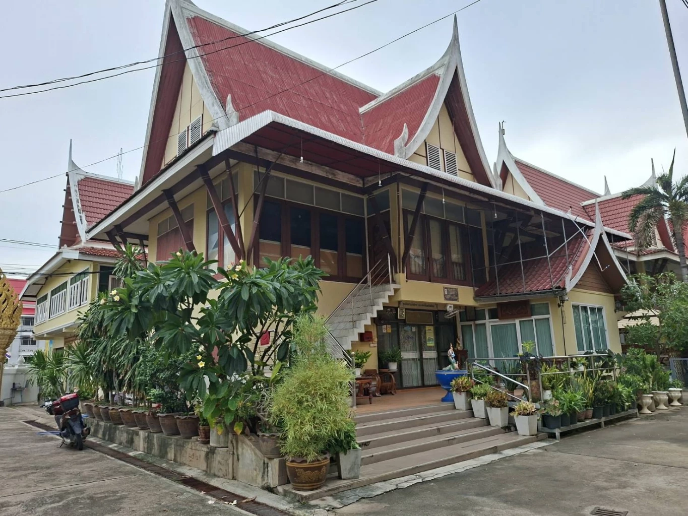 ตรวจการเงิน "อดีตเจ้าคณะพิษณุโลก" พบโยง "สีกากอล์ฟ" 3 บัญชี ส่วน "วัดท่าหลวง" เอกสารเบิกจ่ายปี 62 หายไป