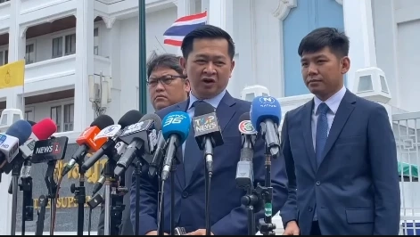 ศาลไต่สวนพยานคดีชั้น 14 กลุ่มหมอ พยาบาล ยันเห็น "ทักษิณ" ใส่ชุด นช.