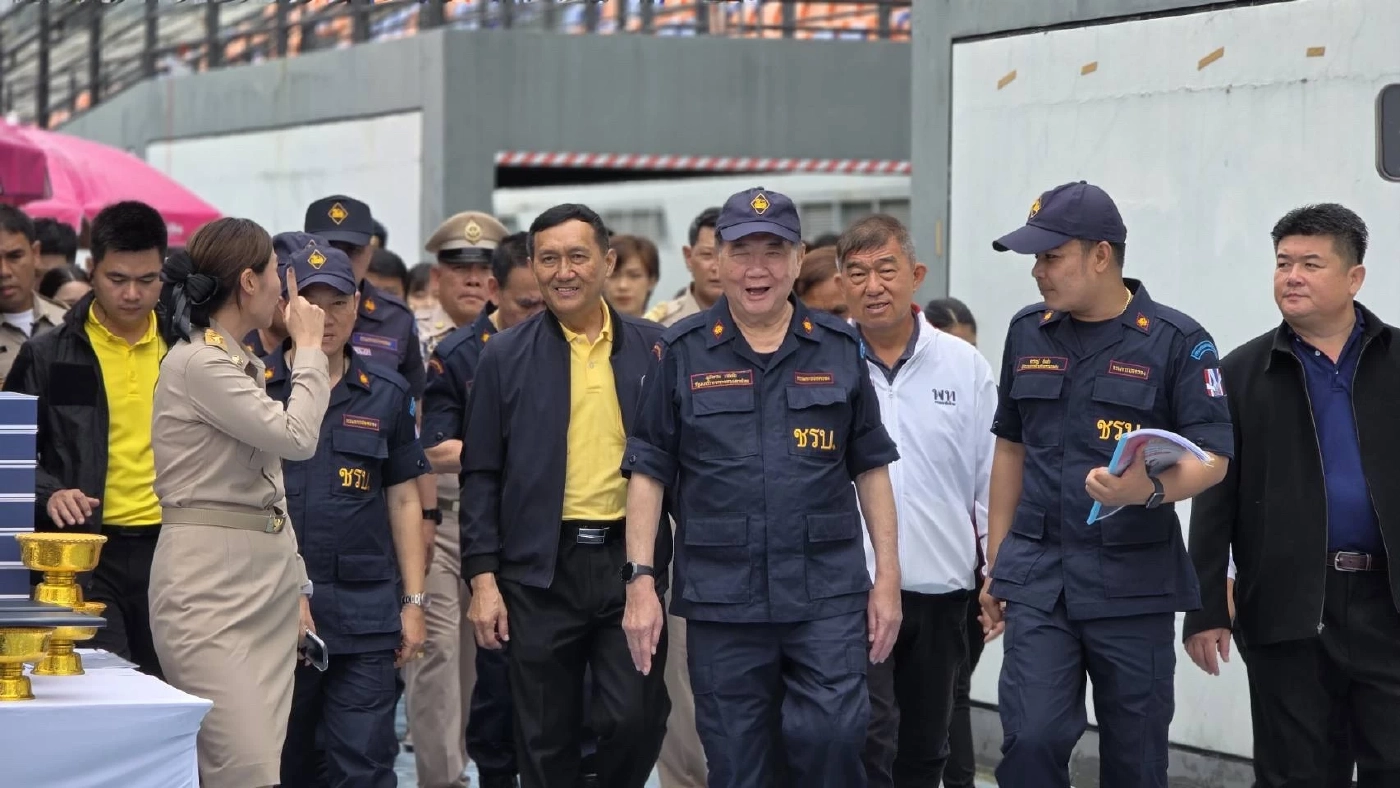 มท.อ้วน เปิดงานวัน ชรบ. ที่ศรีสะเกษ ไร้นัยยะ​เอี่ยว ลต.ซ่อม