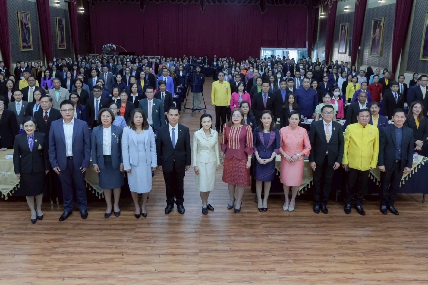 “นฤมล” เปลี่ยนวิธีการเช่าซื้อให้เขตพื้นที่ ย้ำต้องโปร่งใส