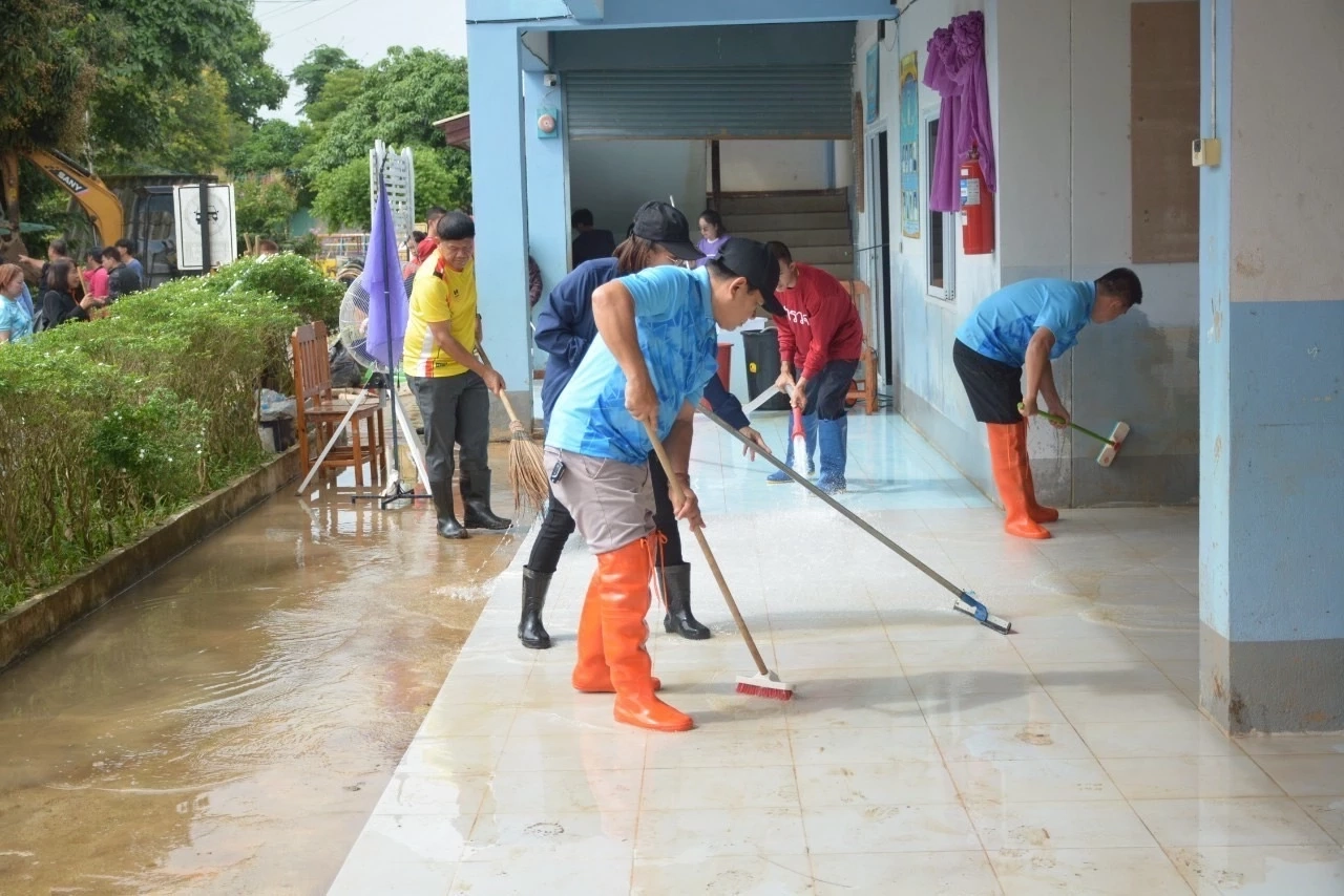 "ทัพอากาศ" ลุยฟื้นฟู "โรงเรียนบ้านแม่เปา" หลังถูกน้ำท่วมครั้งใหญ่