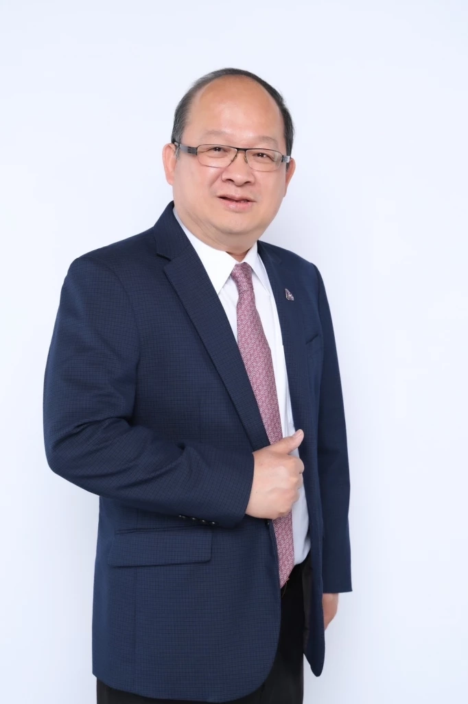 นายเกรียงไกร เธียรนุกุล ประธานสภาอุตสาหกรรมแห่งประเทศไทย 