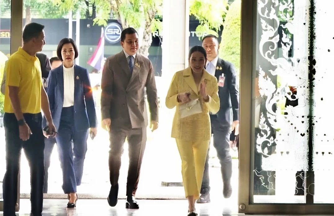 “แพทองธาร” เข้ากระทรวง ติดตามความเสียหายโบราณสถานและแหล่งท่องเที่ยวเหตุปะทะชายแดนไทย