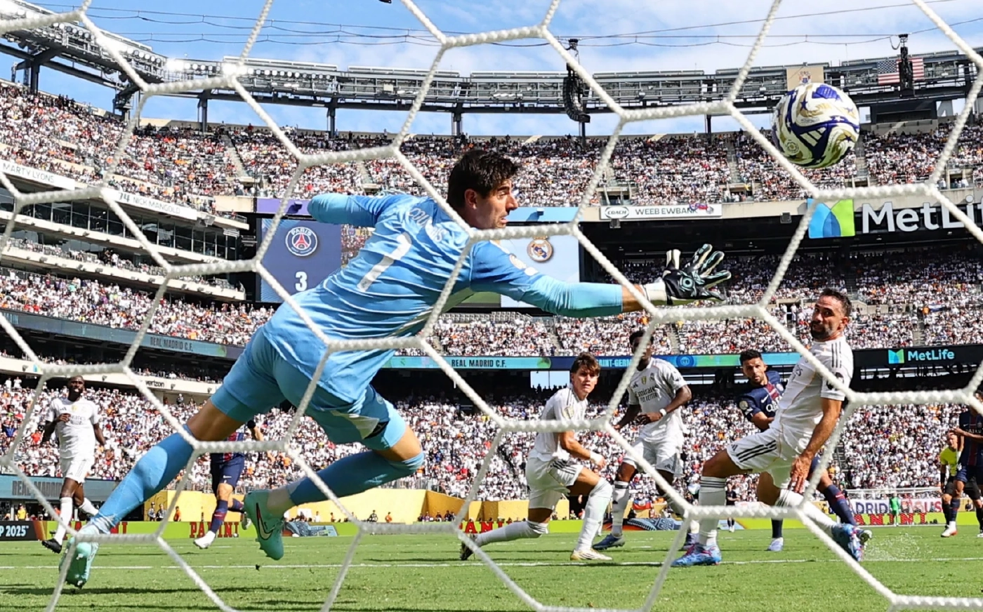 "เปแอสเช" โคตรดุ! ถล่ม "เรอัล มาดริด" 4-0 ลิ่วชิงคลับเวิลด์คัพ ลุ้นสร้างประวัติศาสตร์ 4 แชมป์