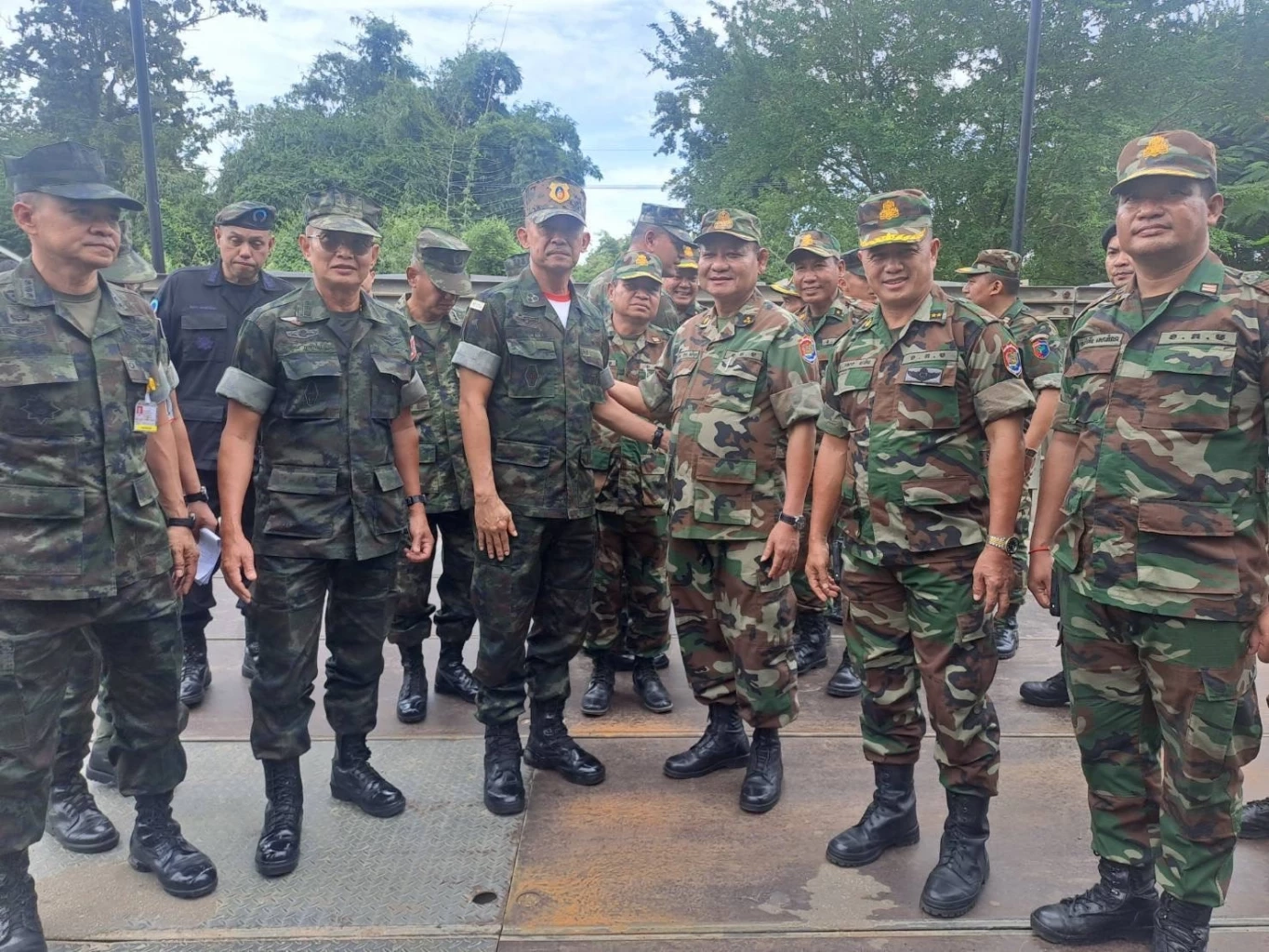 ชาวจันทบุรีเริ่มกลับเข้าบ้าน หลังเสียงการปะทะชายแดนยุติ