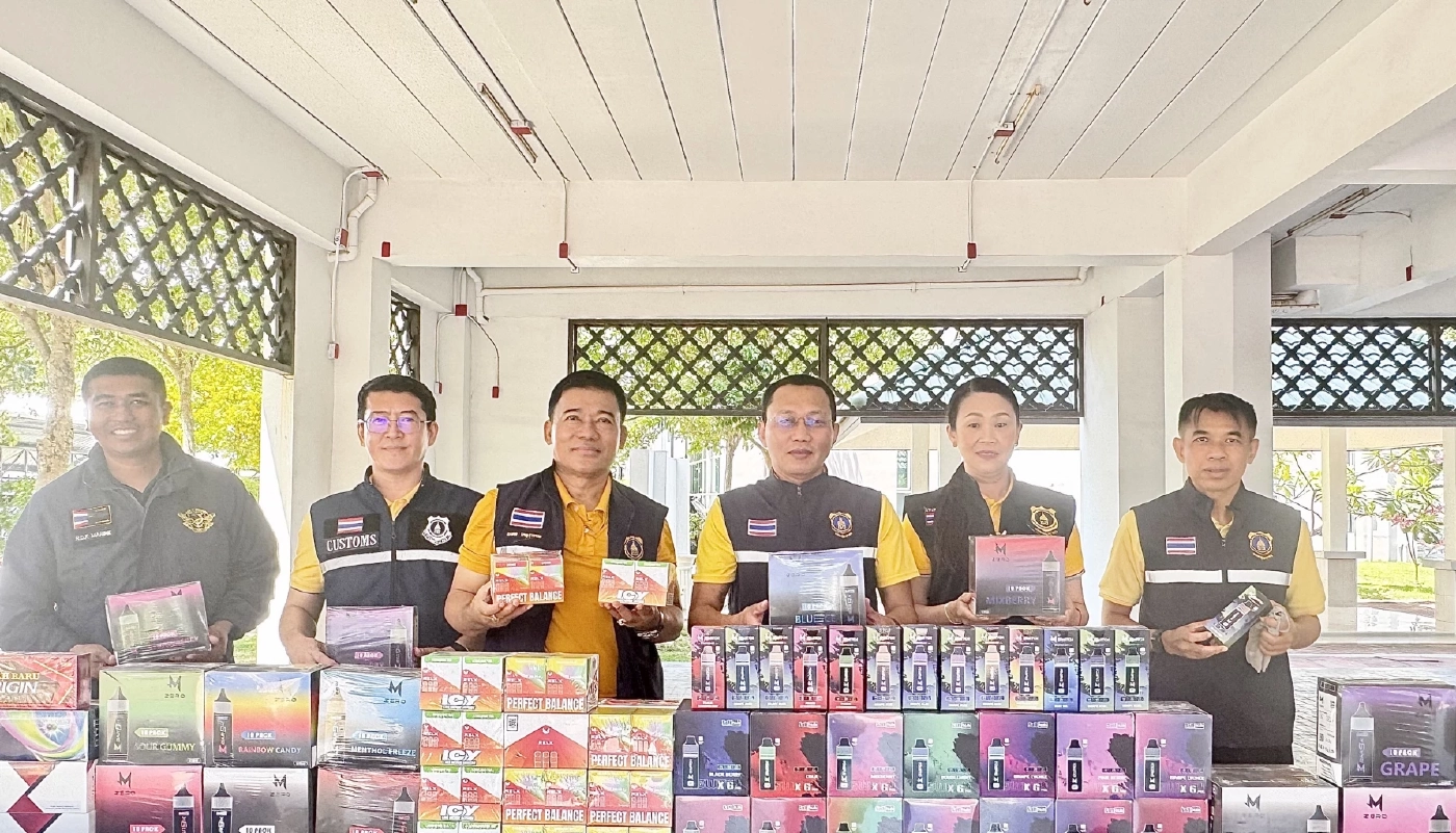 กรมศุลฯภ.4 กวาดล้างของเถื่อน บุหรี่ไฟฟ้า ยึดของกลาง 6.6 ล้าน