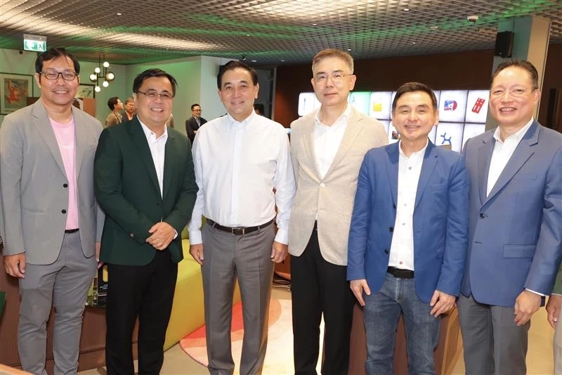 AIS SIAM ปักหมุดแลนด์มาร์กใหม่ใจกลางสยาม ปลดล็อกพลังสร้างสรรค์